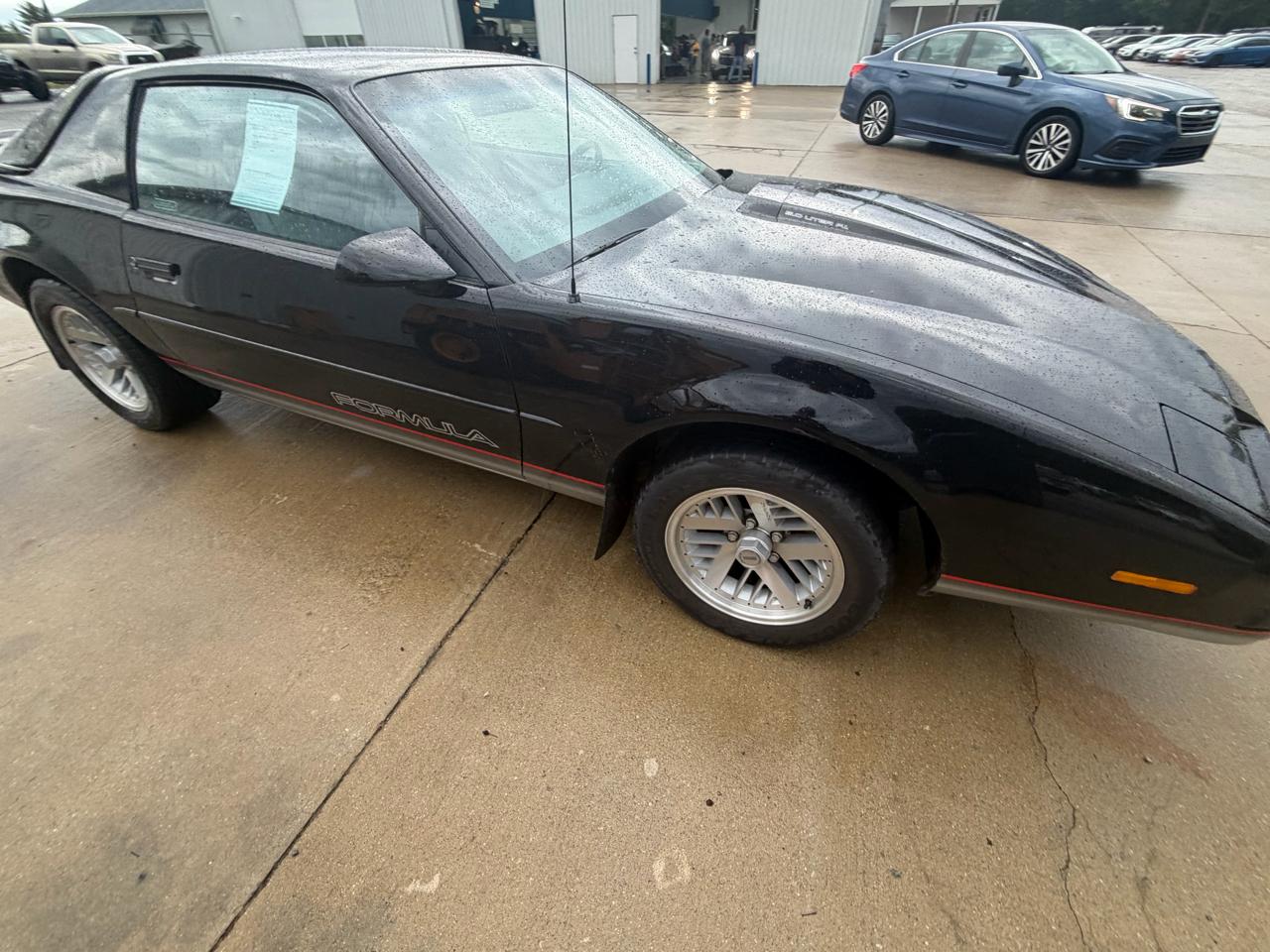 Pontiac Firebird 2dr Coupe Firebird Hatchback 1990