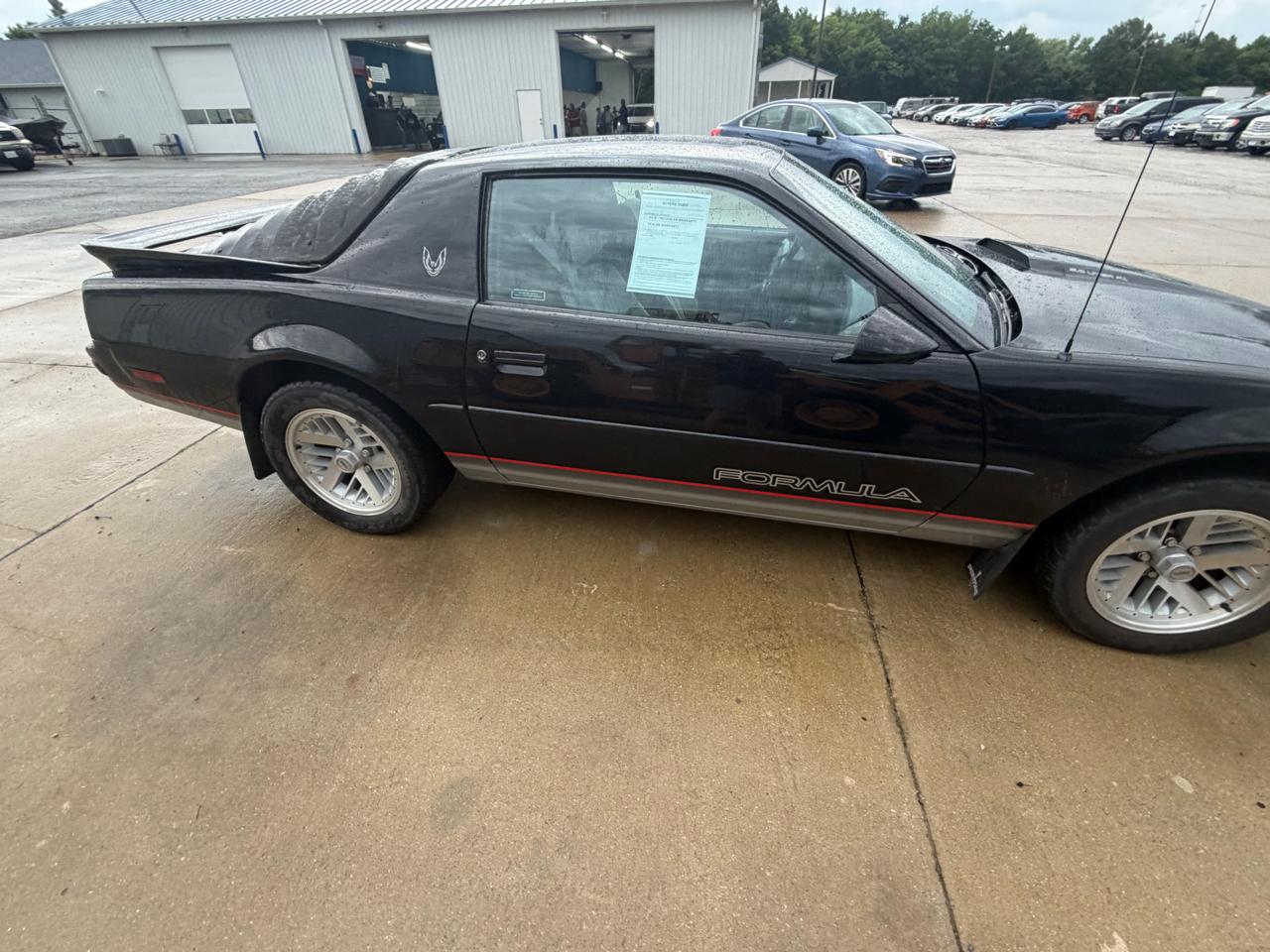 Pontiac Firebird 2dr Coupe Firebird Hatchback 1990