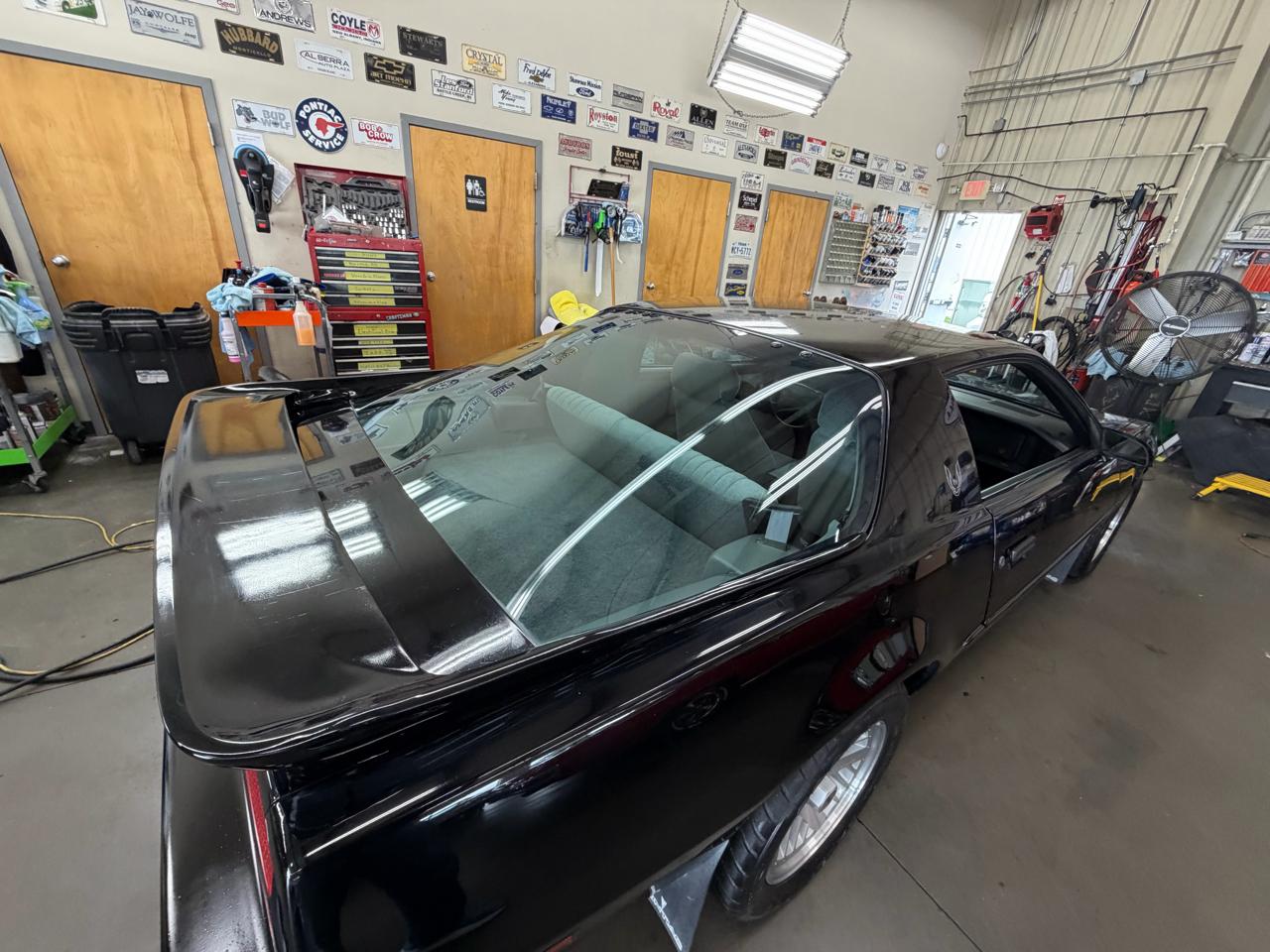 Pontiac Firebird 2dr Coupe Firebird Hatchback 1990