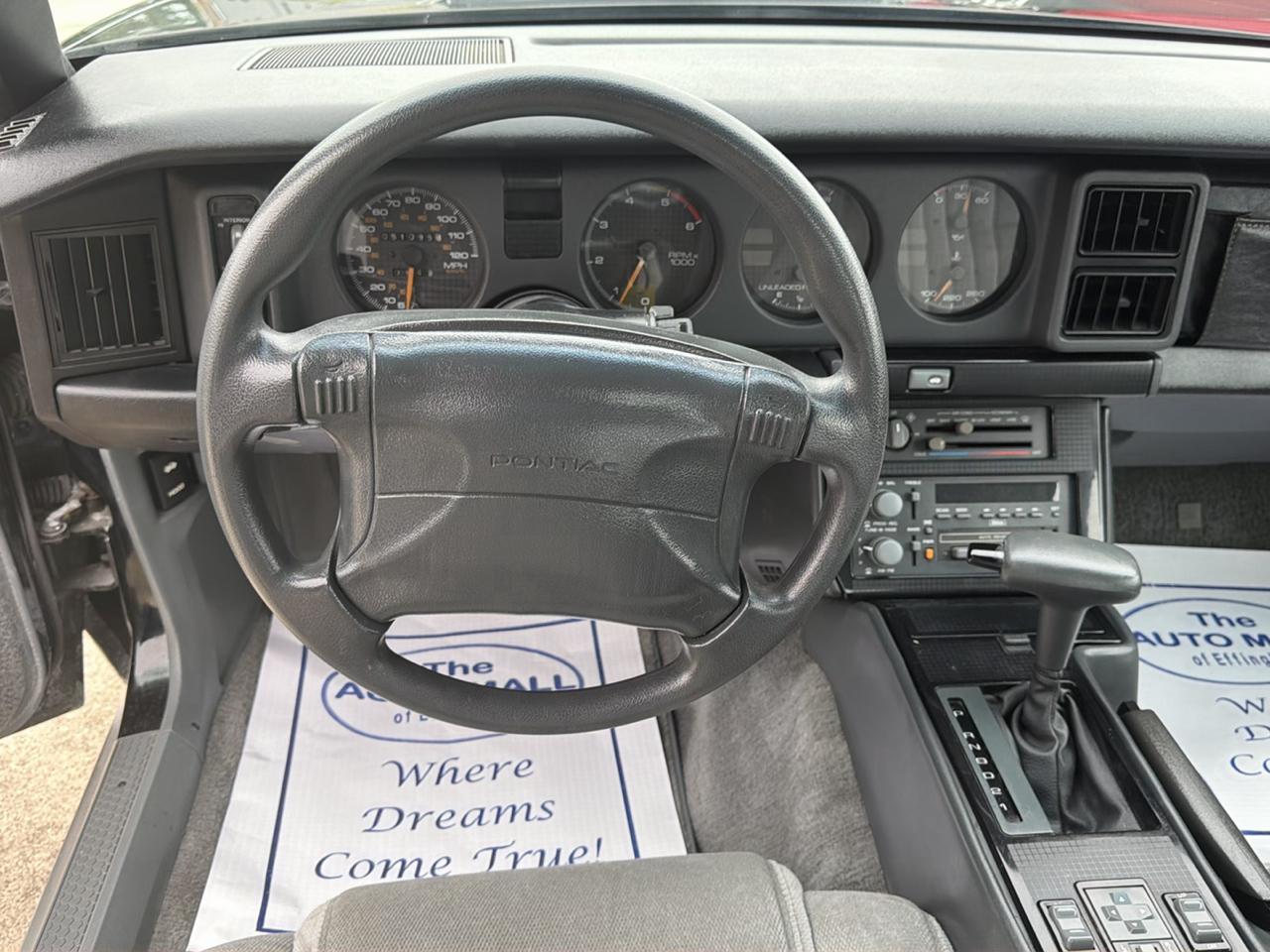 Pontiac Firebird 2dr Coupe Firebird Hatchback 1990