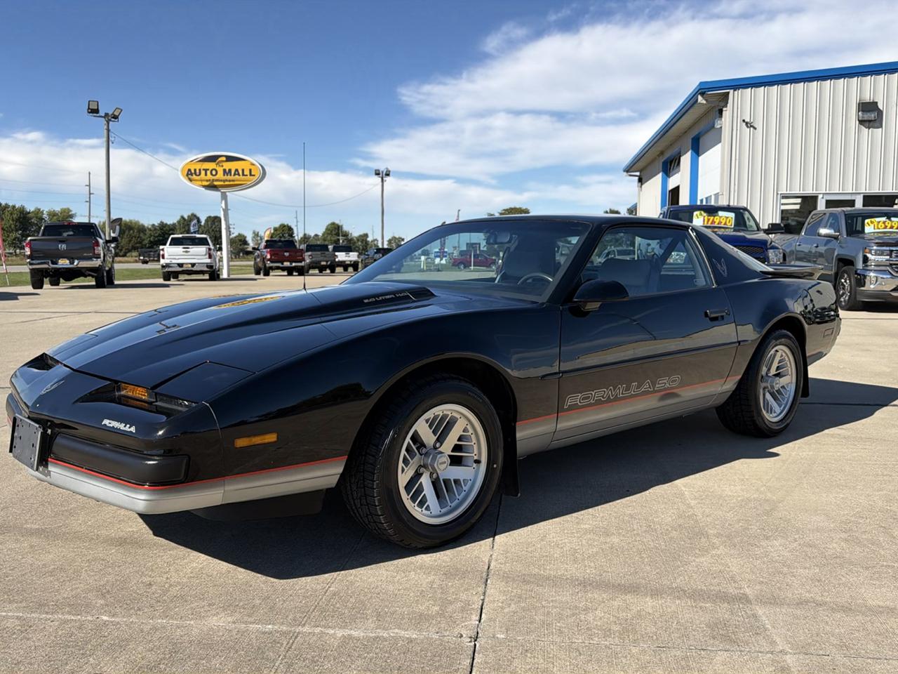 Pontiac Firebird 2dr Coupe Firebird Hatchback 1990