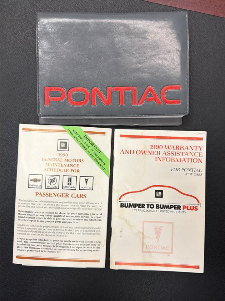 Pontiac Firebird 2dr Coupe Firebird Hatchback 1990
