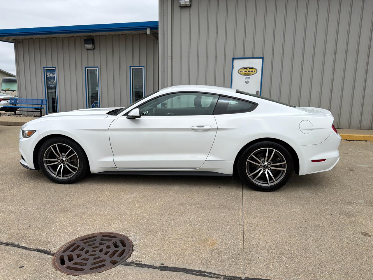 Ford Mustang V6 Fastback 2017