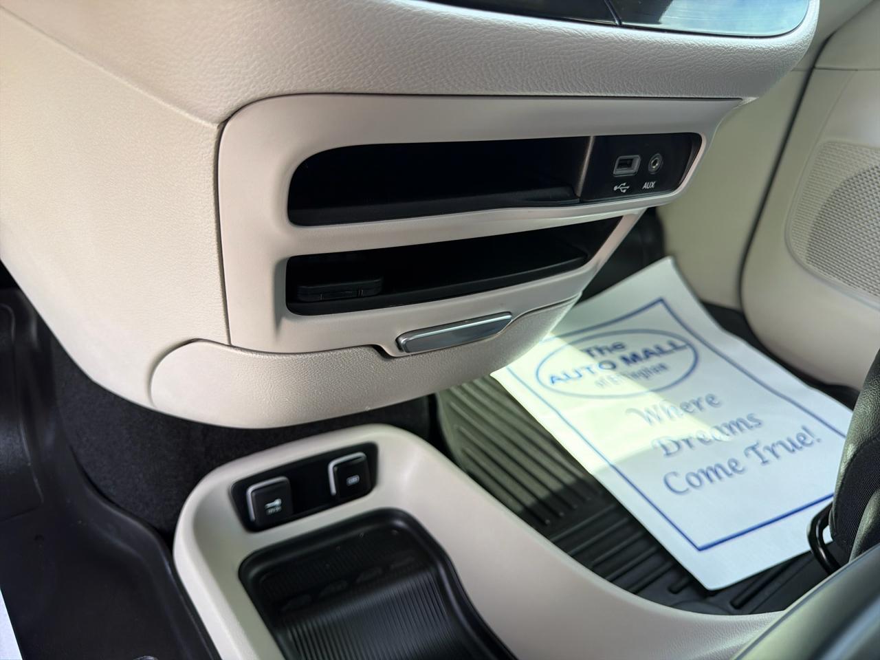 Chrysler Pacifica Touring L FWD 2019