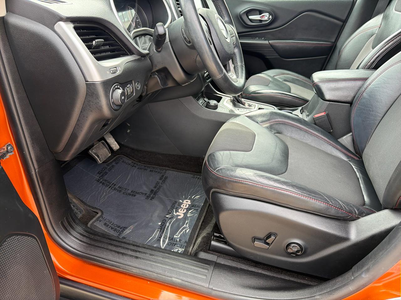 Jeep Cherokee 4WD 4dr Trailhawk 2014