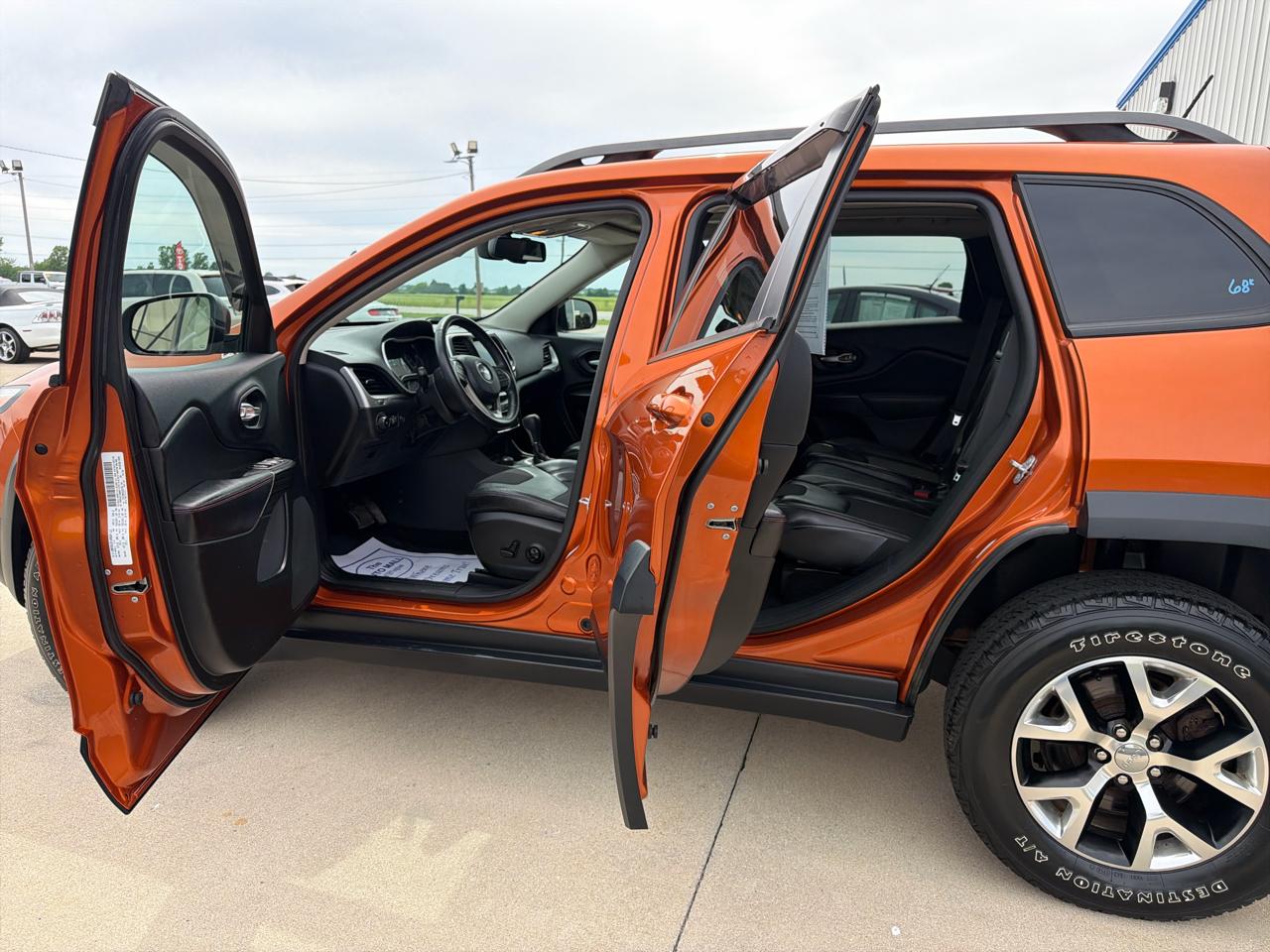 Jeep Cherokee 4WD 4dr Trailhawk 2014