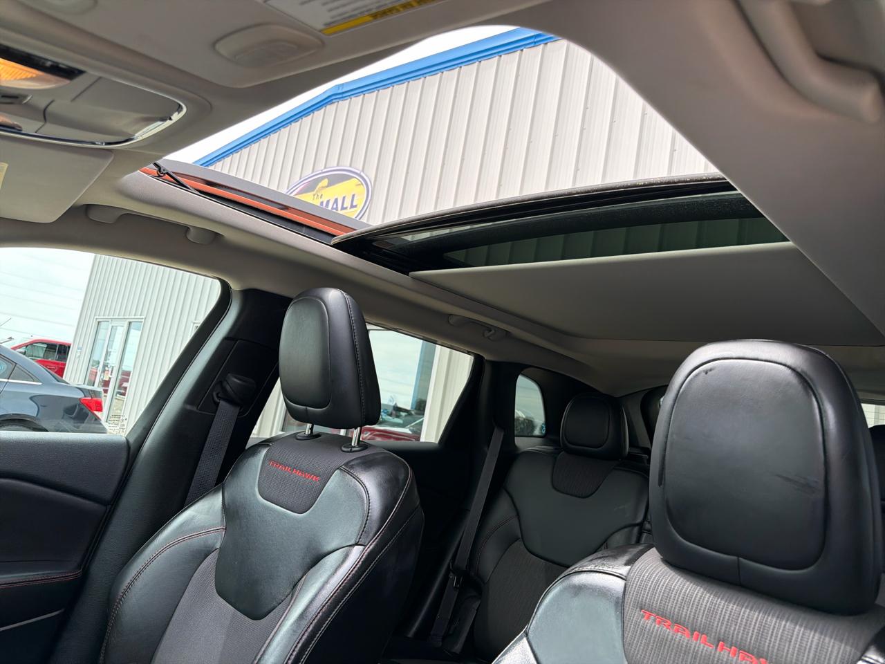 Jeep Cherokee 4WD 4dr Trailhawk 2014