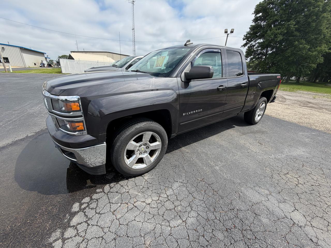 Chevrolet Silverado 1500 4WD Double Cab 143.5" LT w/1LT 2015