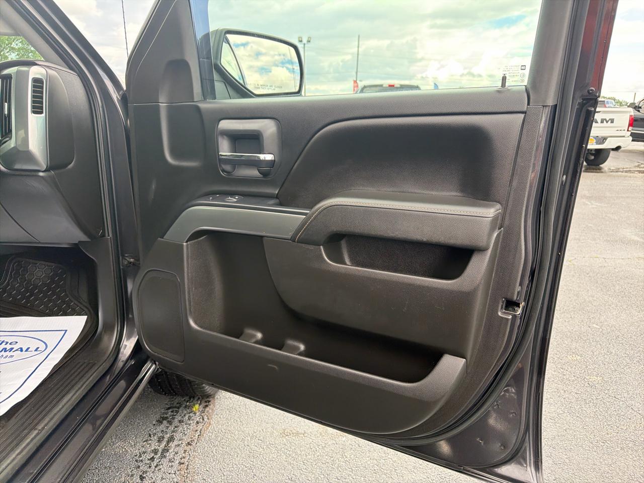 Chevrolet Silverado 1500 4WD Double Cab 143.5" LT w/1LT 2015