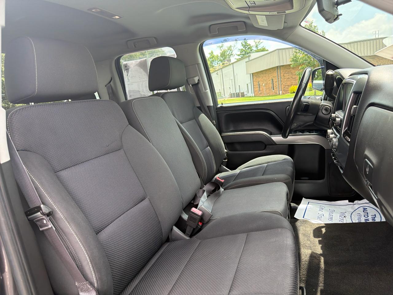 Chevrolet Silverado 1500 4WD Double Cab 143.5" LT w/1LT 2015