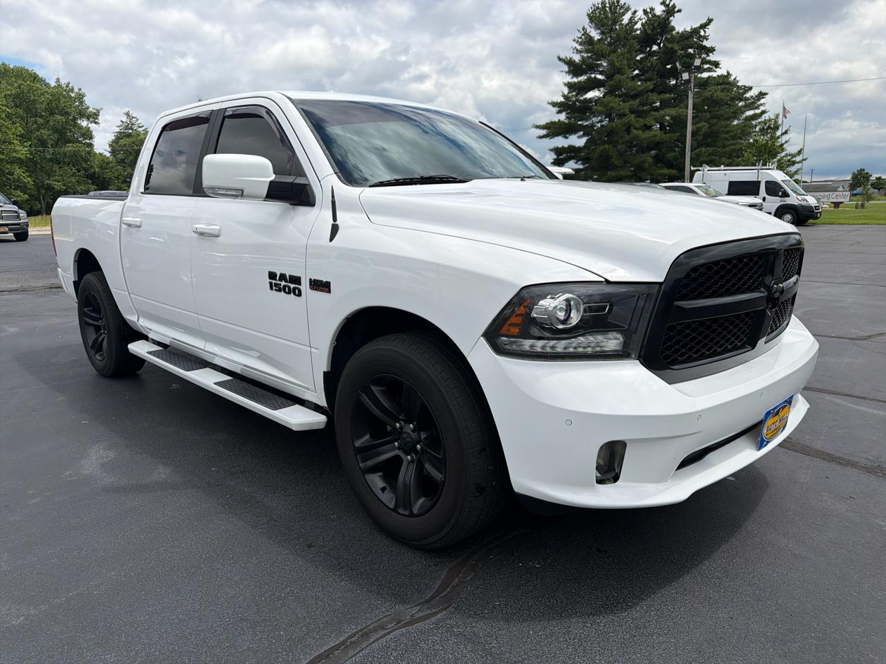 RAM 1500 Night 4x4 Crew Cab 5'7" Box *Ltd Avail* 2018