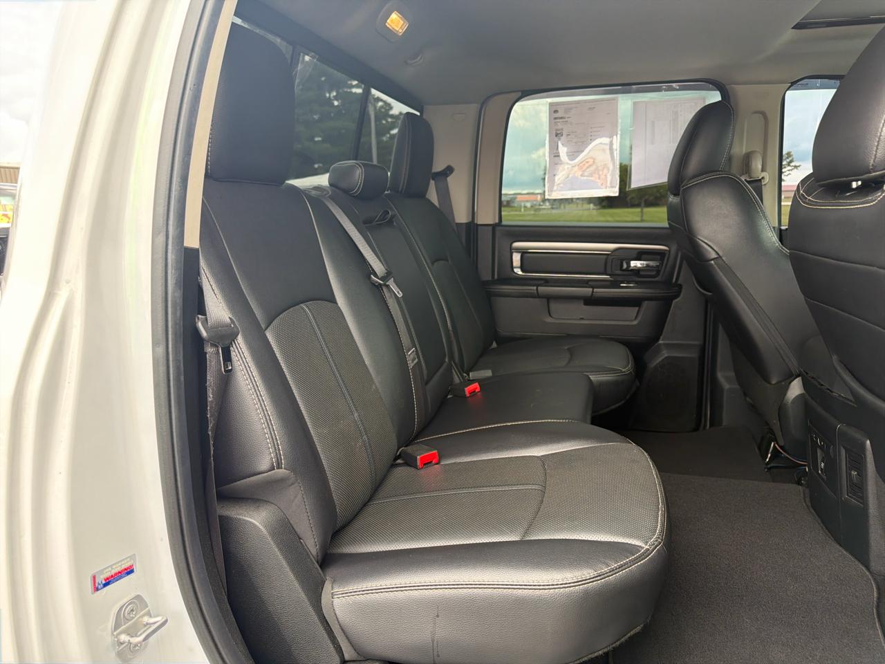 RAM 1500 Night 4x4 Crew Cab 5'7" Box *Ltd Avail* 2018