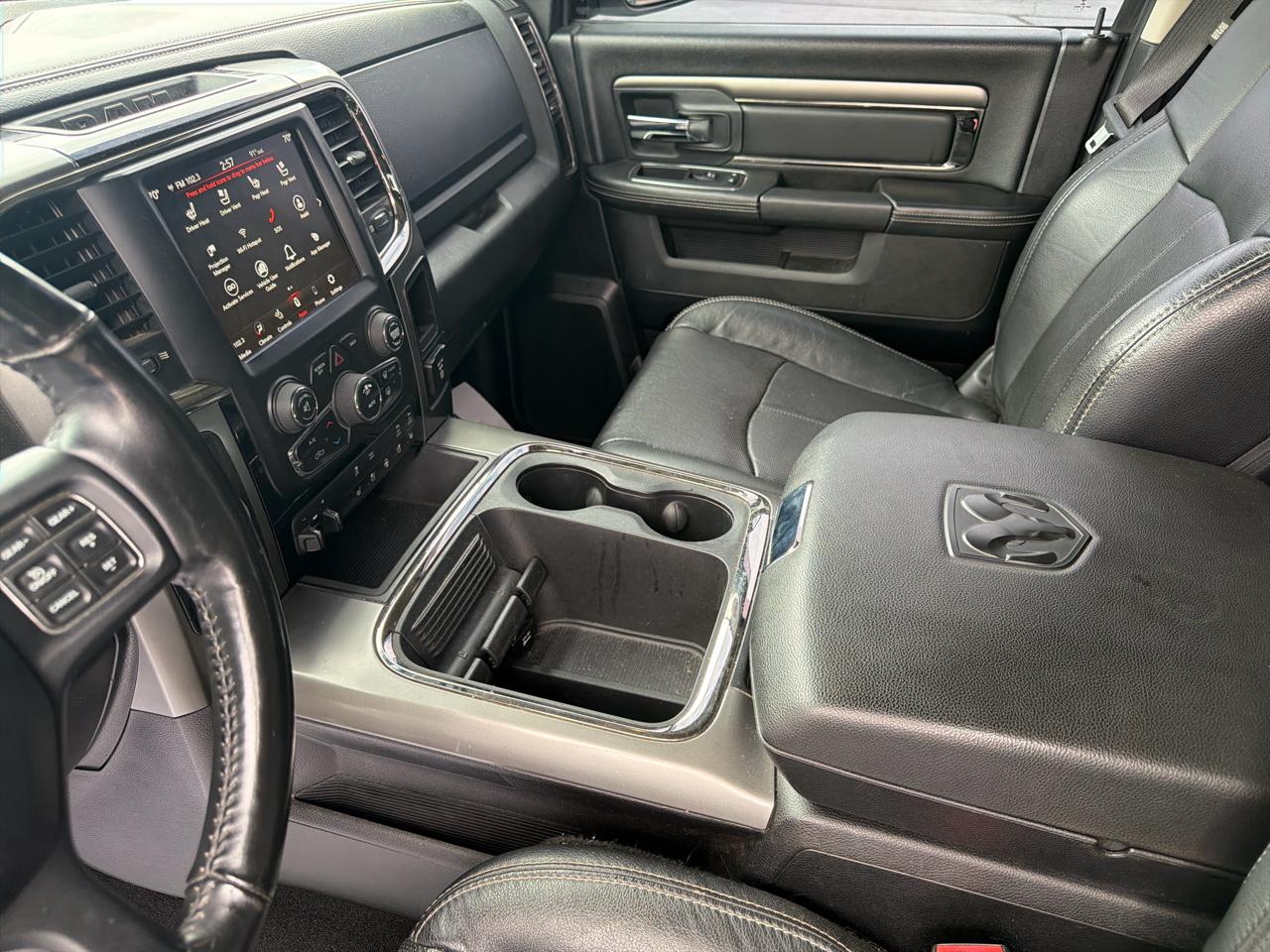 RAM 1500 Night 4x4 Crew Cab 5'7" Box *Ltd Avail* 2018