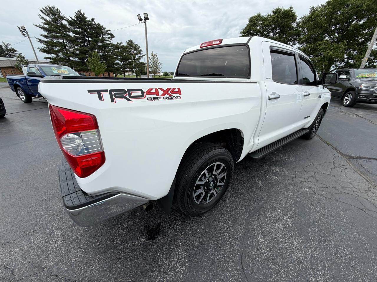 Toyota Tundra 4WD 1794 Edition CrewMax 5.5' Bed 5.7L FFV (Natl) 2018