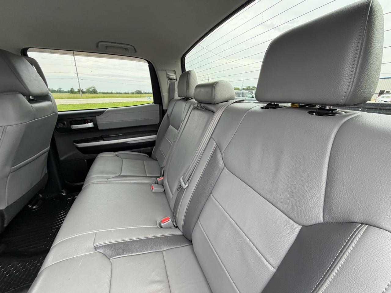 Toyota Tundra 4WD 1794 Edition CrewMax 5.5' Bed 5.7L FFV (Natl) 2018