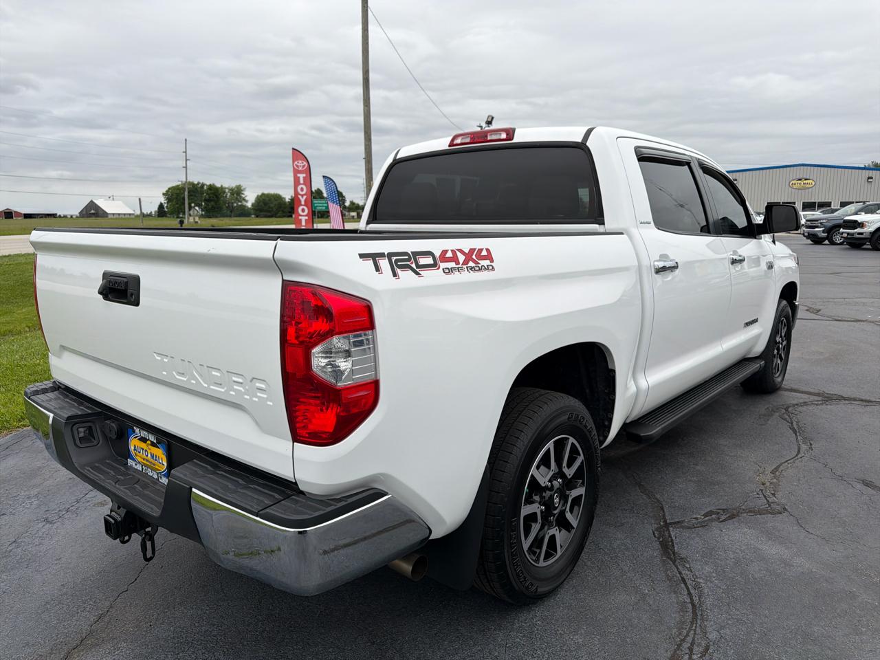 Toyota Tundra 4WD 1794 Edition CrewMax 5.5' Bed 5.7L FFV (Natl) 2018