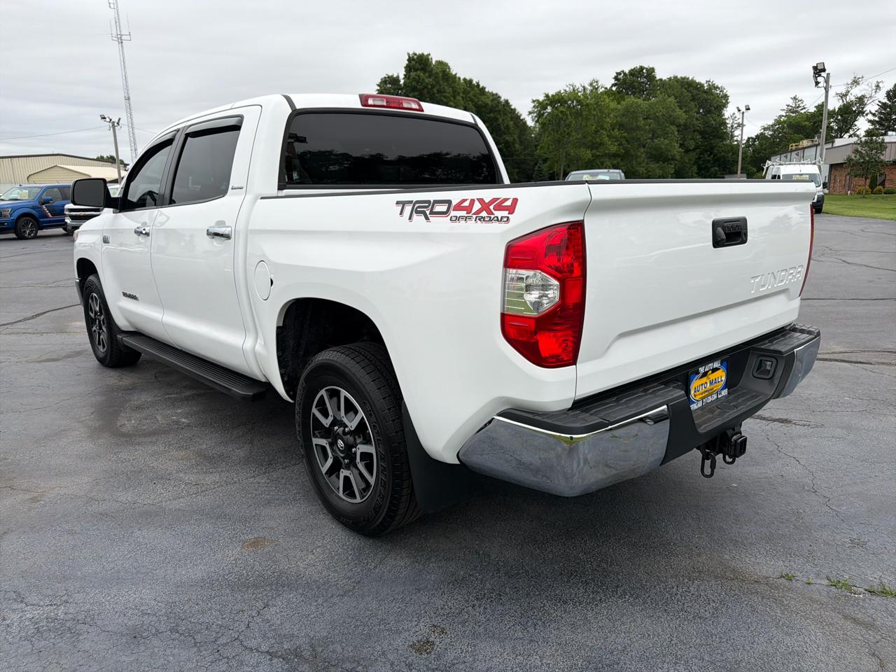 Toyota Tundra 4WD 1794 Edition CrewMax 5.5' Bed 5.7L FFV (Natl) 2018