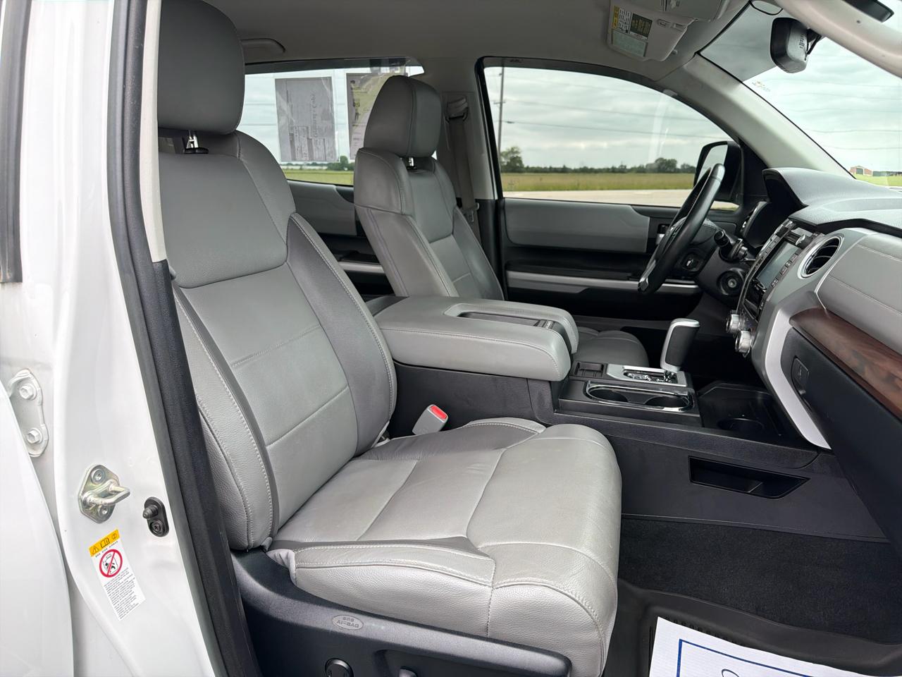 Toyota Tundra 4WD 1794 Edition CrewMax 5.5' Bed 5.7L FFV (Natl) 2018