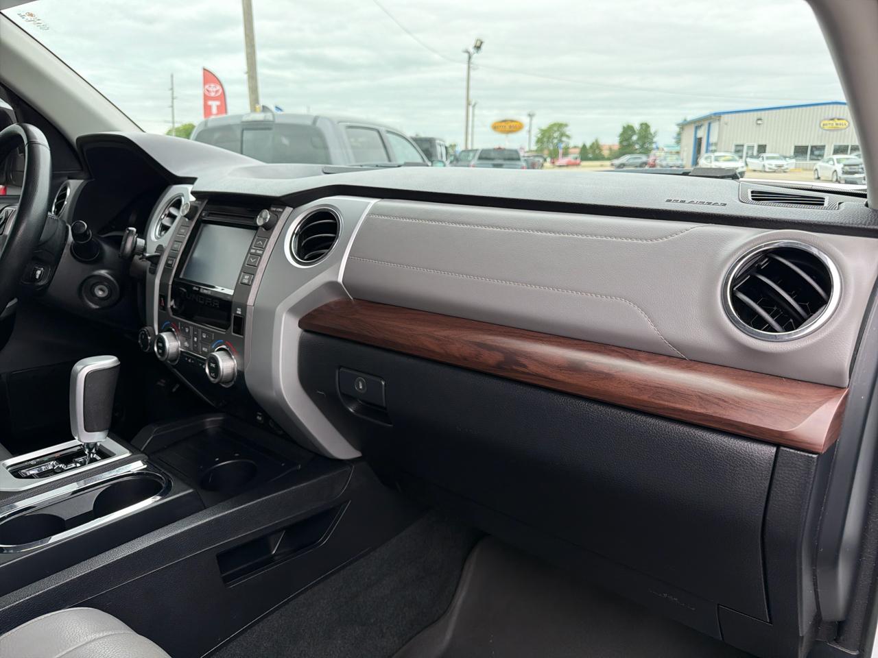 Toyota Tundra 4WD 1794 Edition CrewMax 5.5' Bed 5.7L FFV (Natl) 2018