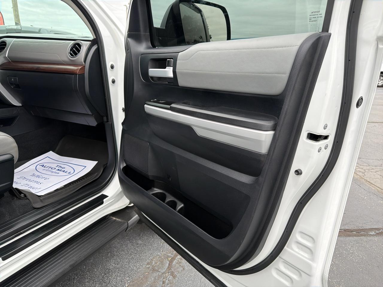 Toyota Tundra 4WD 1794 Edition CrewMax 5.5' Bed 5.7L FFV (Natl) 2018