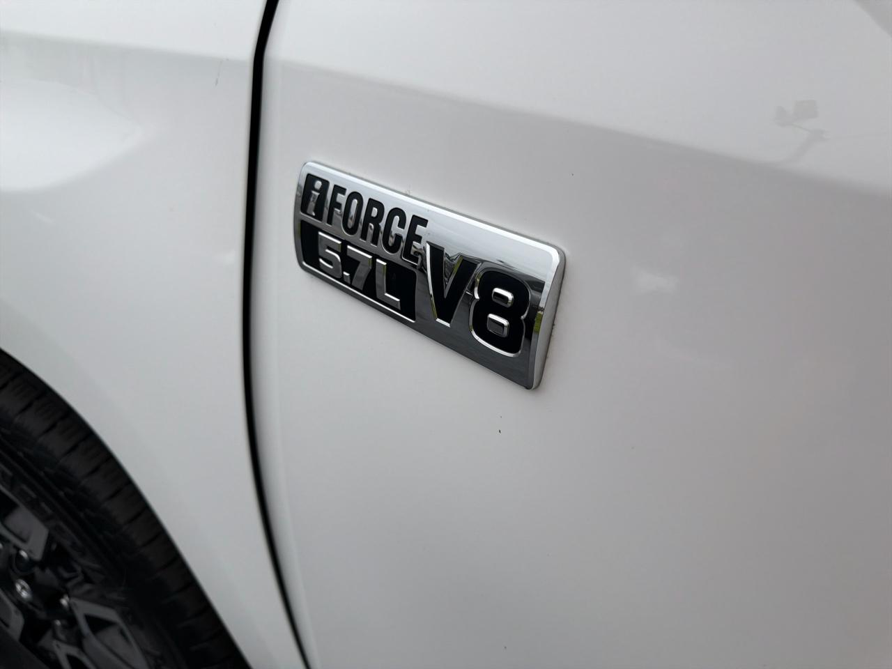 Toyota Tundra 4WD 1794 Edition CrewMax 5.5' Bed 5.7L FFV (Natl) 2018