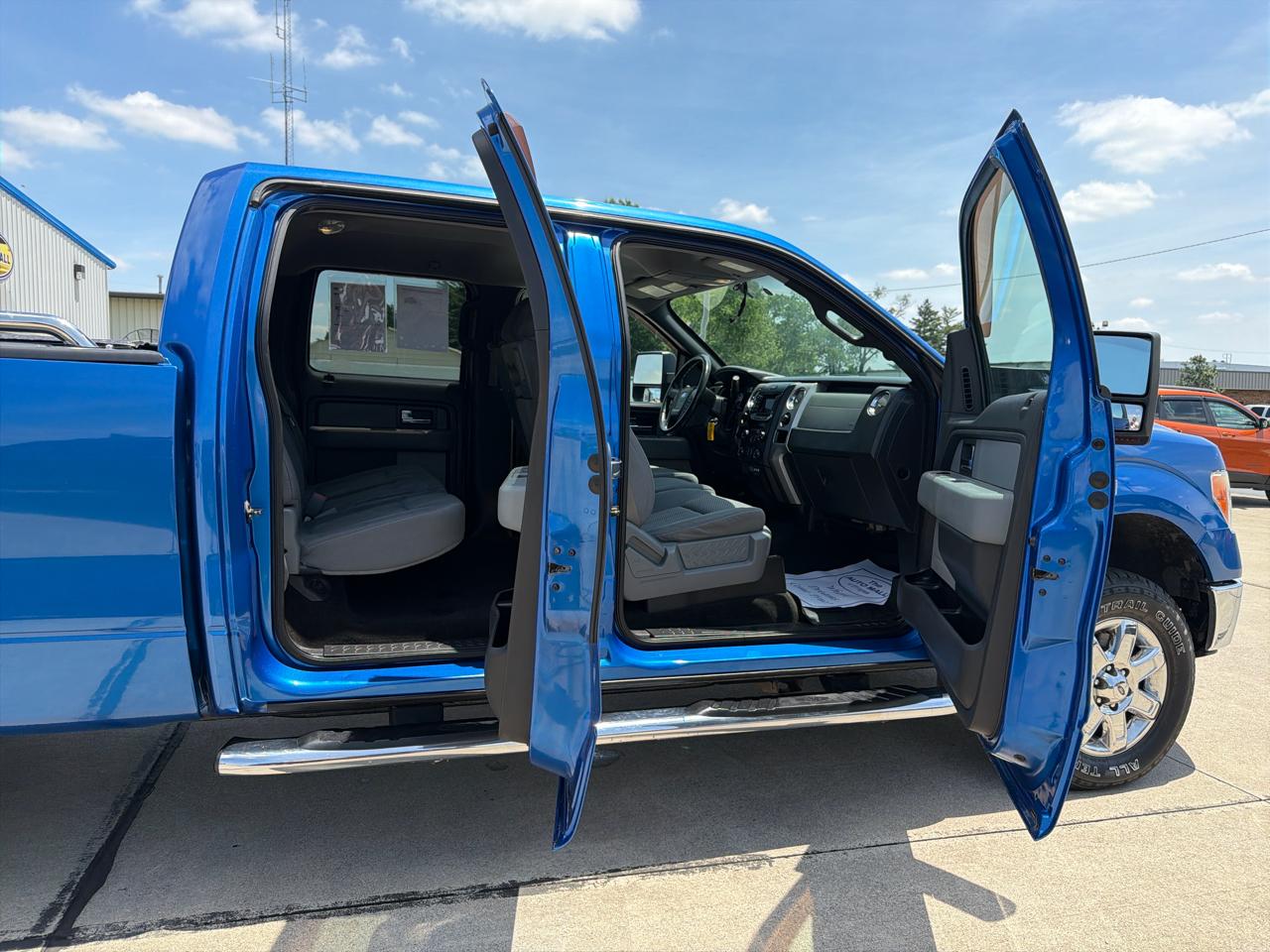 Ford F-150 4WD SuperCrew 139" XLT 2013