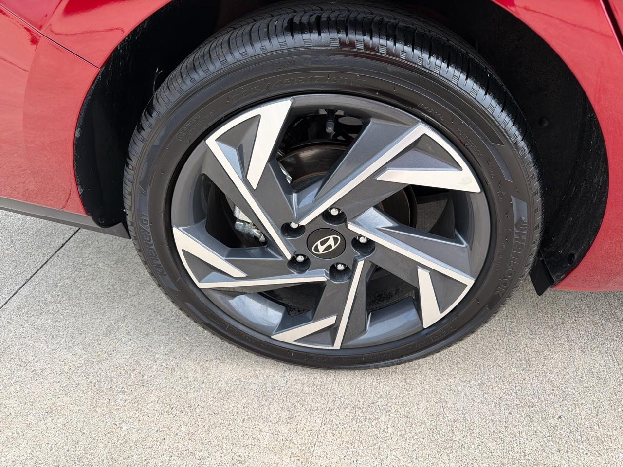Hyundai Elantra SEL Convenience IVT 2025