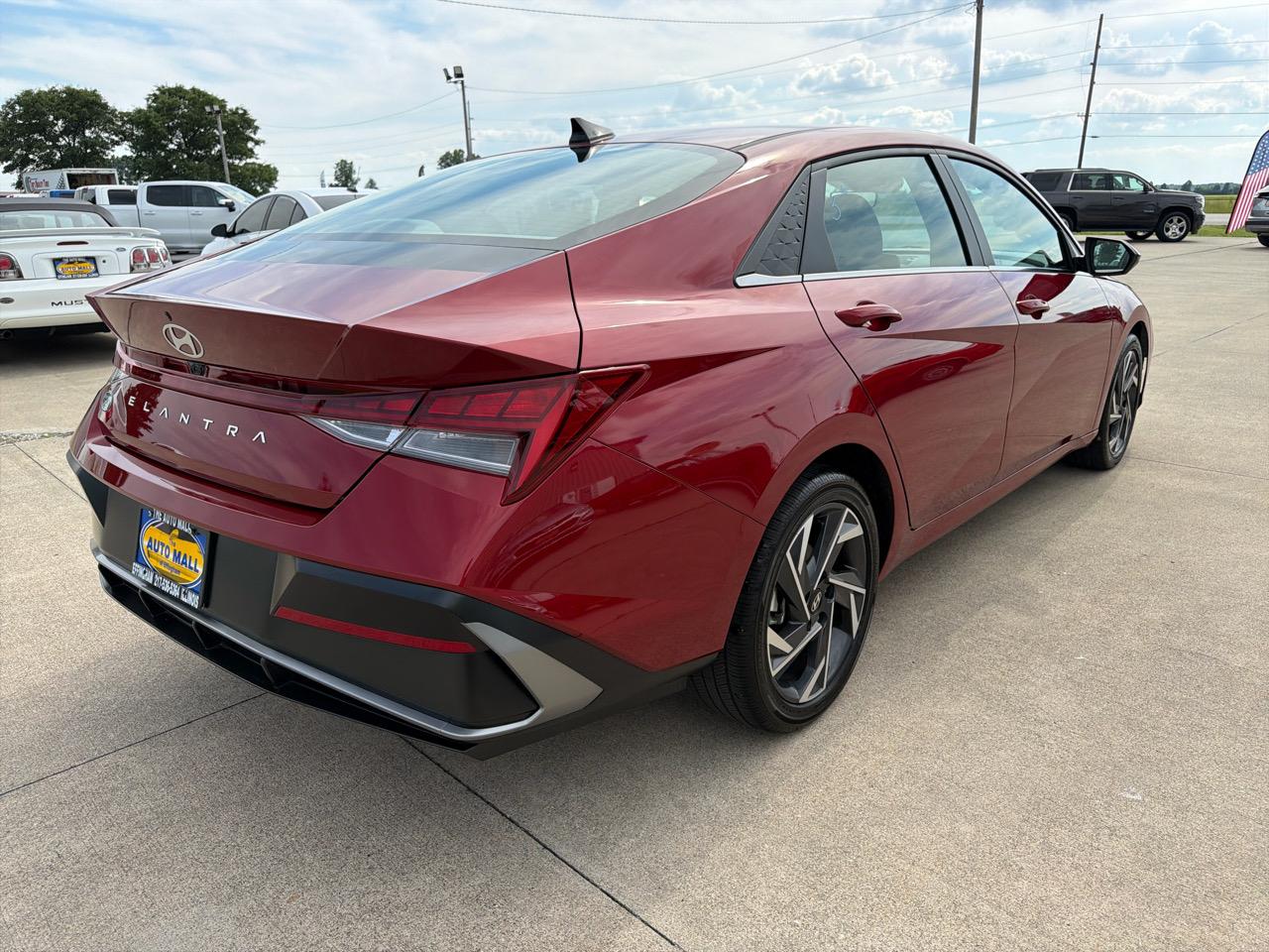 Hyundai Elantra SEL Convenience IVT 2025