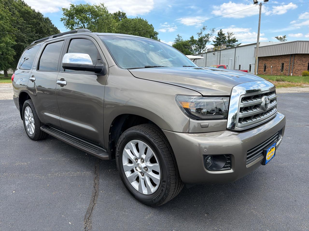 Toyota Sequoia 4WD 5.7L FFV Platinum (Natl) 2015