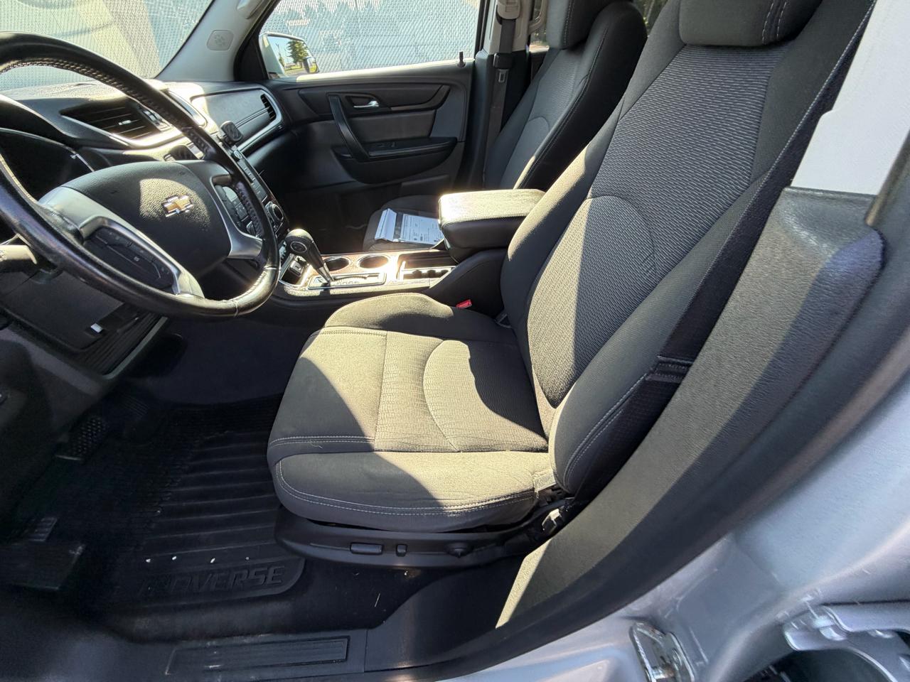 Chevrolet Traverse FWD 4dr LT w/1LT 2017