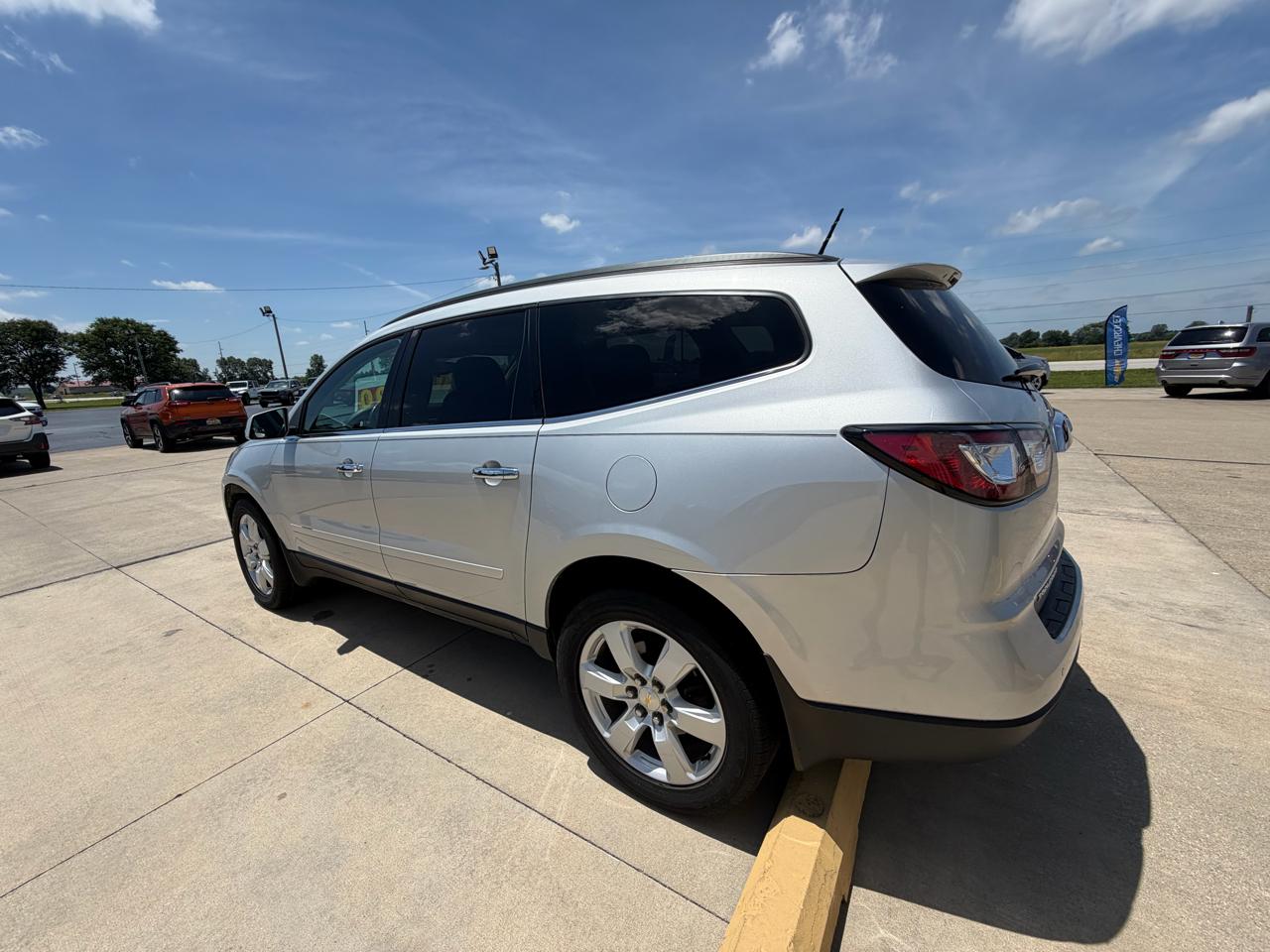 Chevrolet Traverse FWD 4dr LT w/1LT 2017