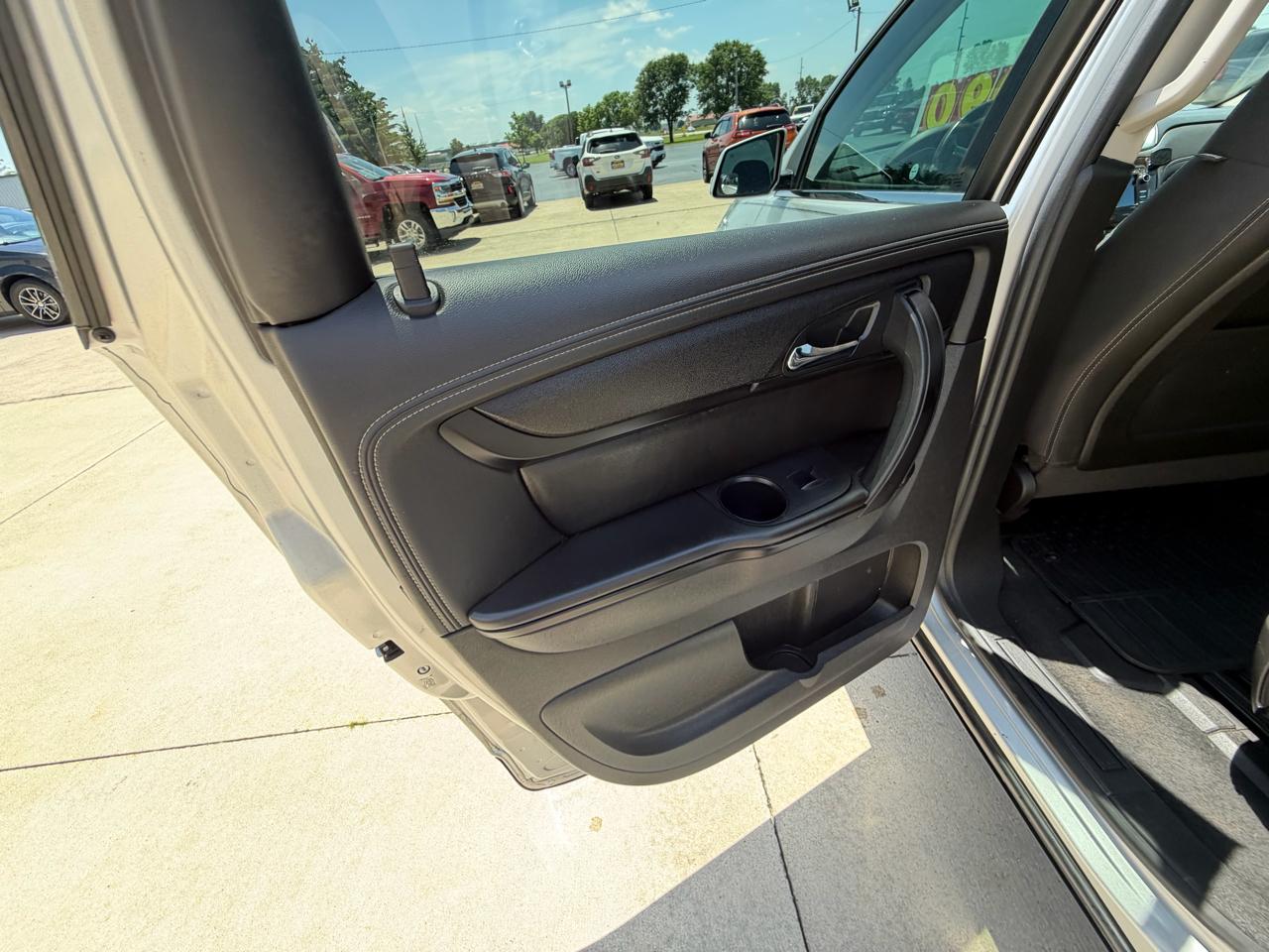 Chevrolet Traverse FWD 4dr LT w/1LT 2017