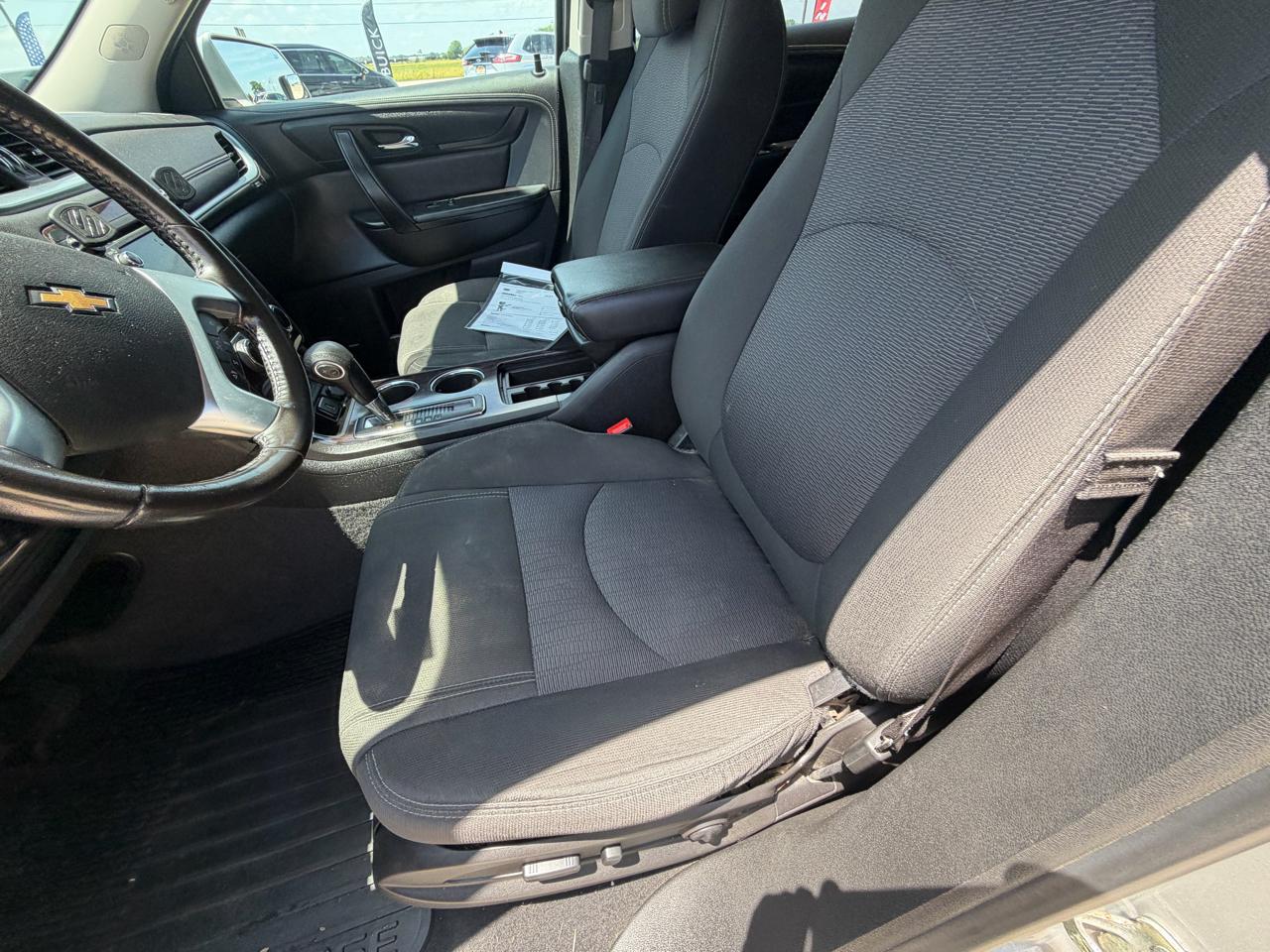 Chevrolet Traverse FWD 4dr LT w/1LT 2017
