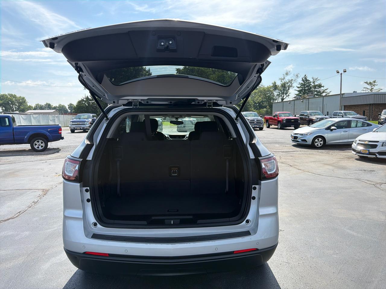 Chevrolet Traverse FWD 4dr LT w/1LT 2017