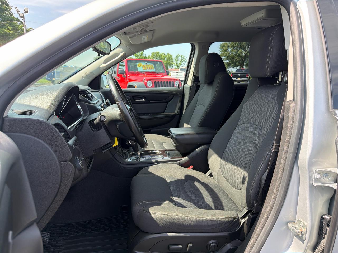 Chevrolet Traverse FWD 4dr LT w/1LT 2017
