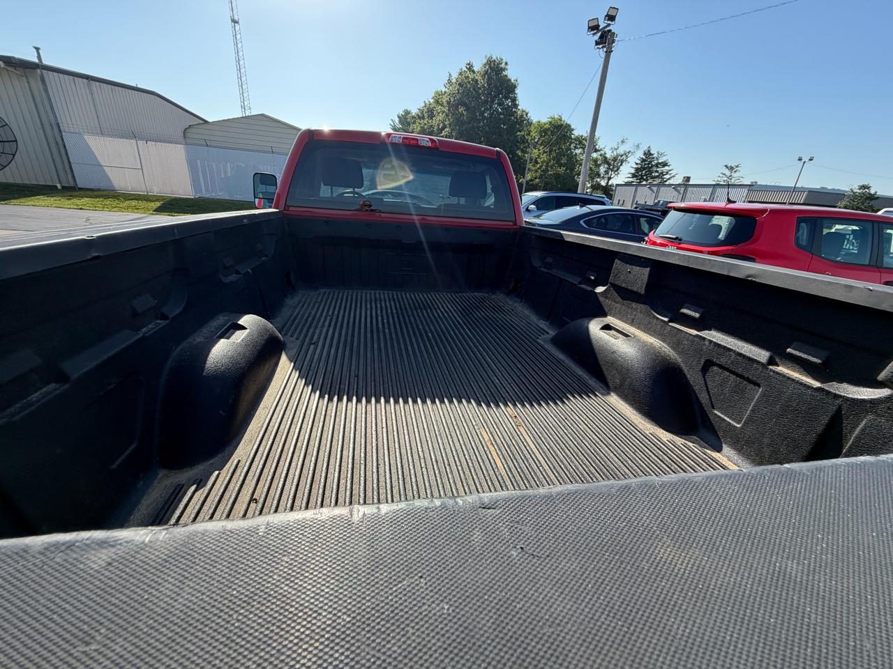 Chevrolet Silverado 1500 2WD Reg Cab 133.0" Work Truck w/1WT 2014