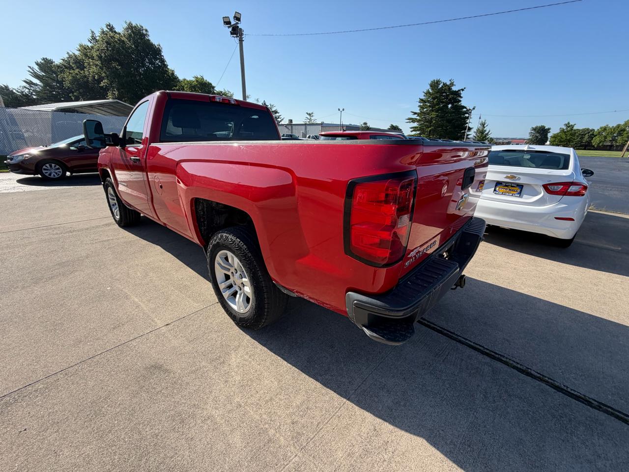 Chevrolet Silverado 1500 2WD Reg Cab 133.0" Work Truck w/1WT 2014