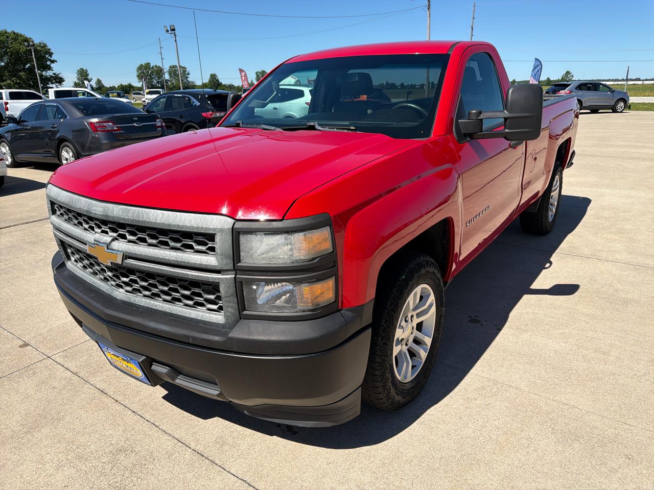 Chevrolet Silverado 1500 2WD Reg Cab 133.0" Work Truck w/1WT 2014
