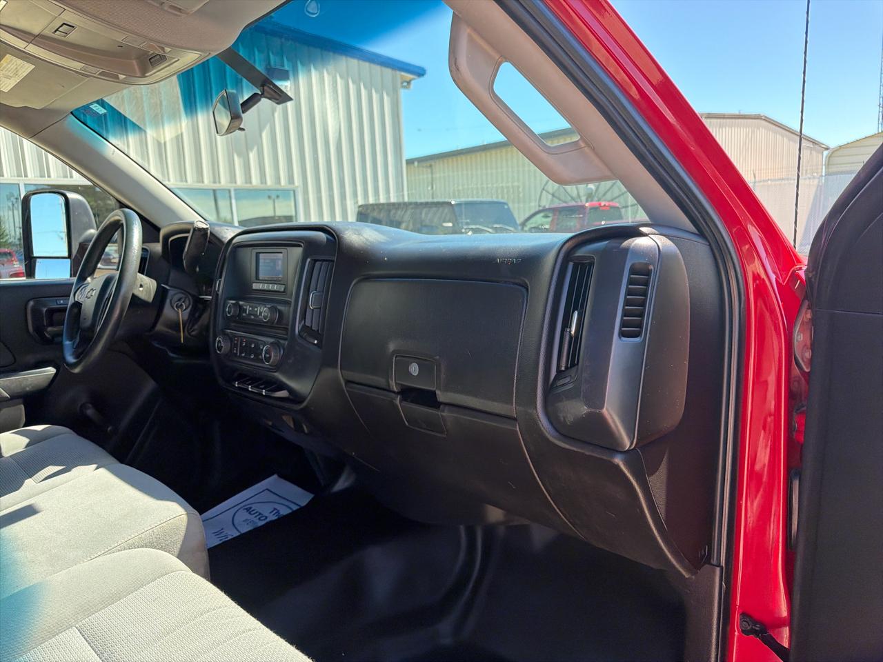 Chevrolet Silverado 1500 2WD Reg Cab 133.0" Work Truck w/1WT 2014