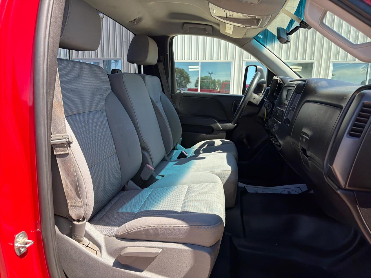 Chevrolet Silverado 1500 2WD Reg Cab 133.0" Work Truck w/1WT 2014