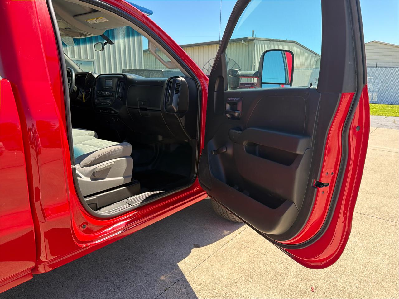 Chevrolet Silverado 1500 2WD Reg Cab 133.0" Work Truck w/1WT 2014