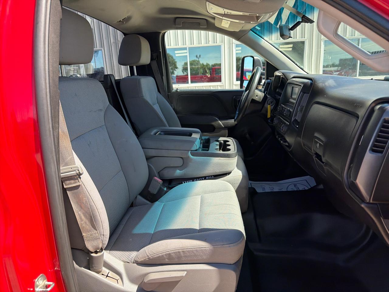Chevrolet Silverado 1500 2WD Reg Cab 133.0" Work Truck w/1WT 2014
