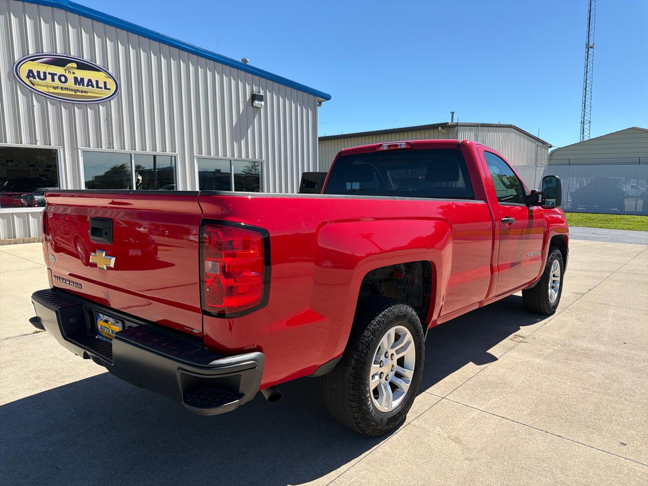 Chevrolet Silverado 1500 2WD Reg Cab 133.0" Work Truck w/1WT 2014