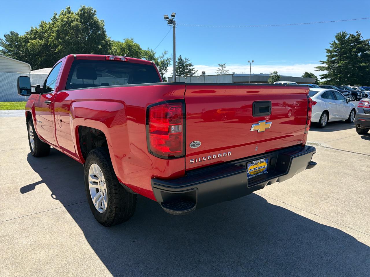 Chevrolet Silverado 1500 2WD Reg Cab 133.0" Work Truck w/1WT 2014
