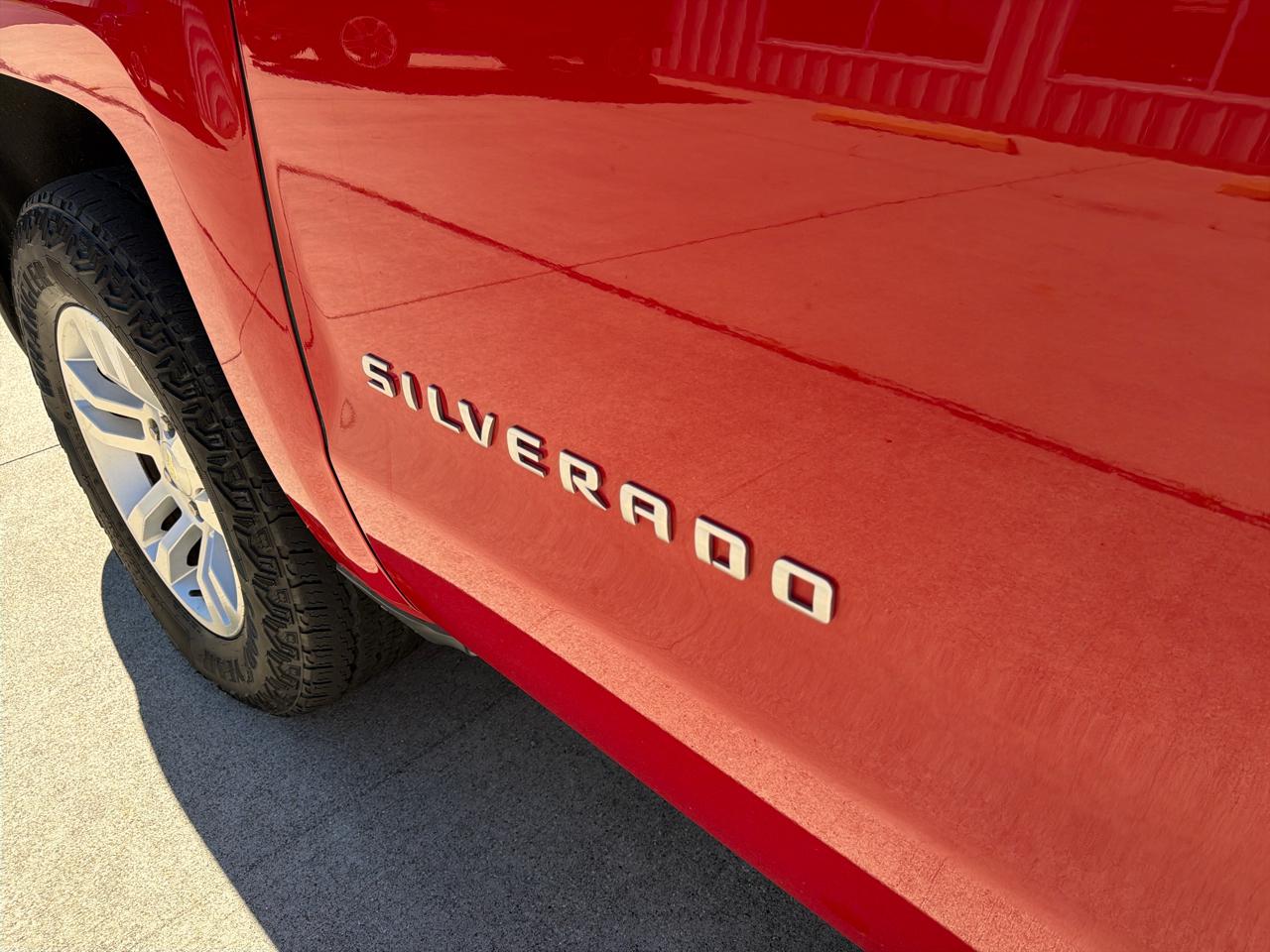 Chevrolet Silverado 1500 2WD Reg Cab 133.0" Work Truck w/1WT 2014