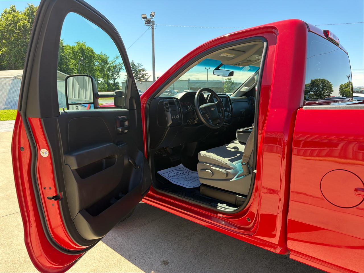 Chevrolet Silverado 1500 2WD Reg Cab 133.0" Work Truck w/1WT 2014