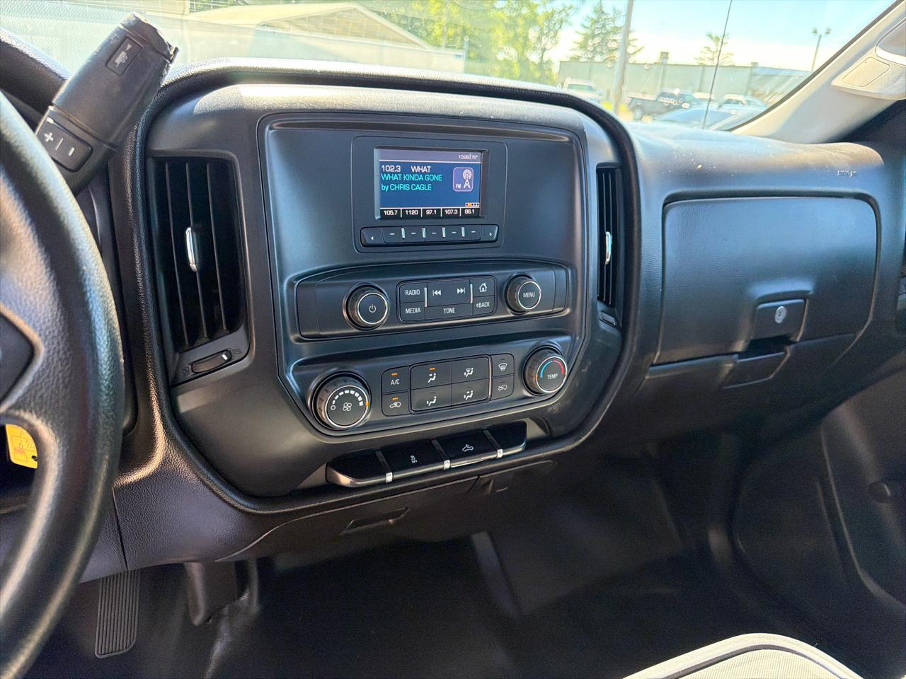 Chevrolet Silverado 1500 2WD Reg Cab 133.0" Work Truck w/1WT 2014