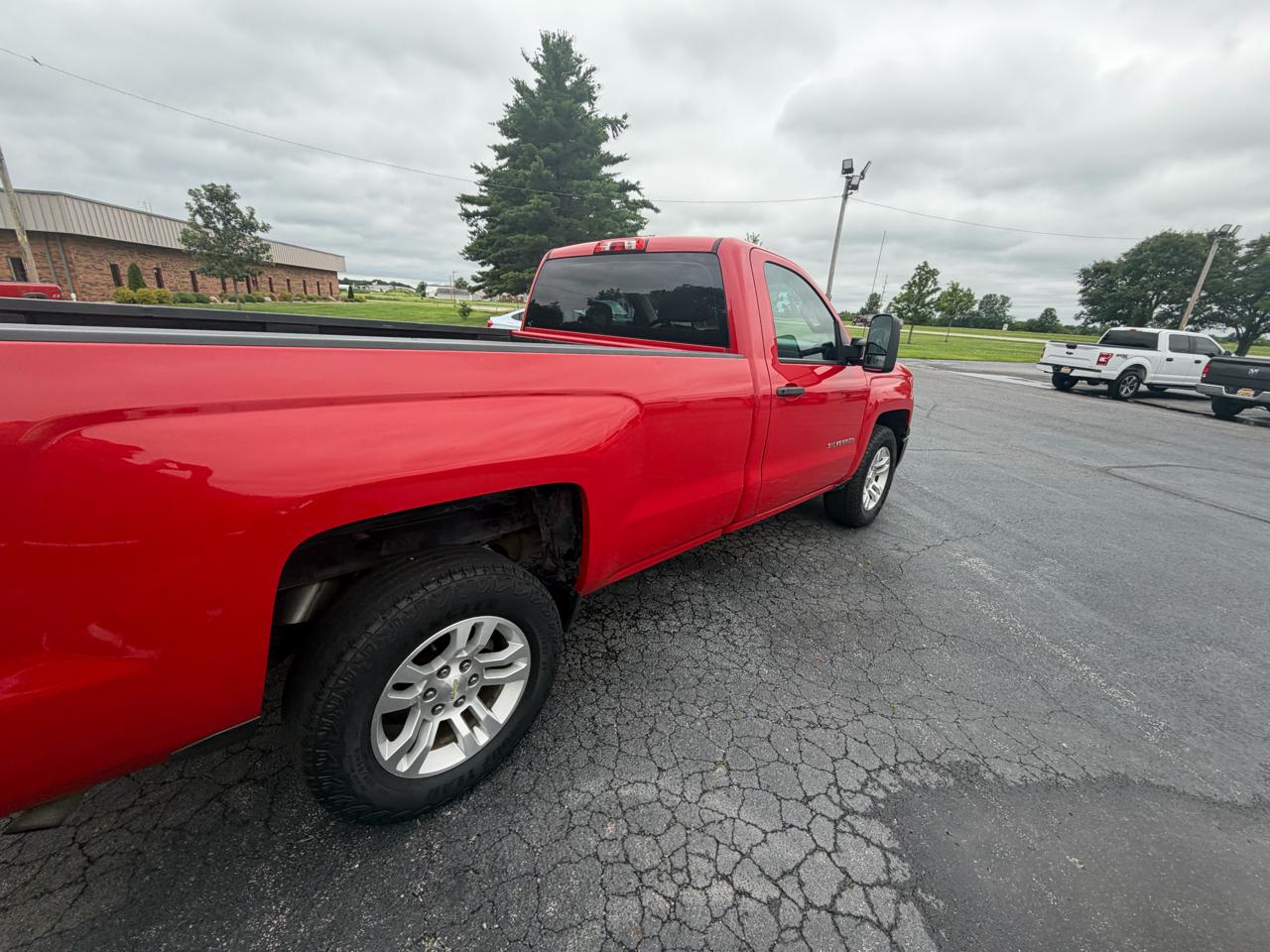Chevrolet Silverado 1500 2WD Reg Cab 133.0" Work Truck w/1WT 2014
