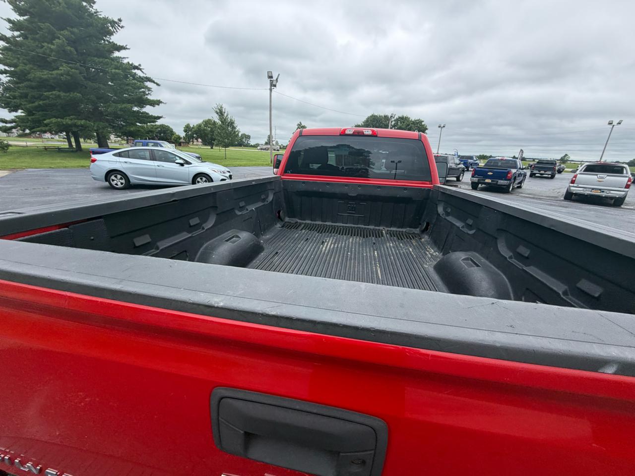 Chevrolet Silverado 1500 2WD Reg Cab 133.0" Work Truck w/1WT 2014