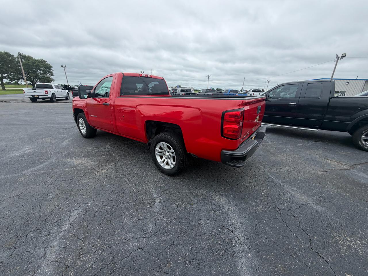 Chevrolet Silverado 1500 2WD Reg Cab 133.0" Work Truck w/1WT 2014
